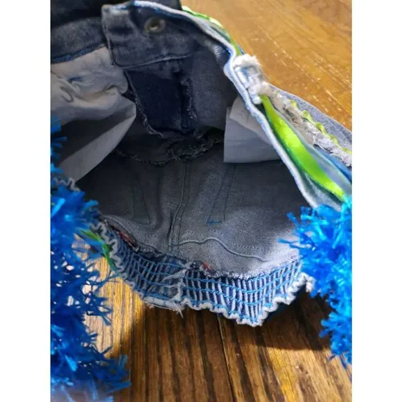 Vintage Handmade Booty Bag Upcycle Denim Jean Shorts Pants Handbag Purse Zana di - Picture 9 of 9